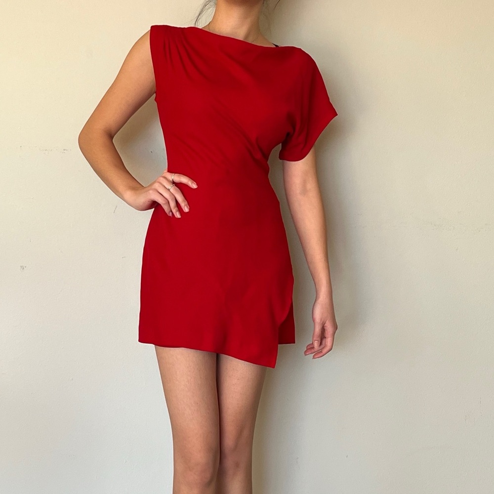 NWOT Club Monaco Asymmetrical Sleeve Red Skort Dress